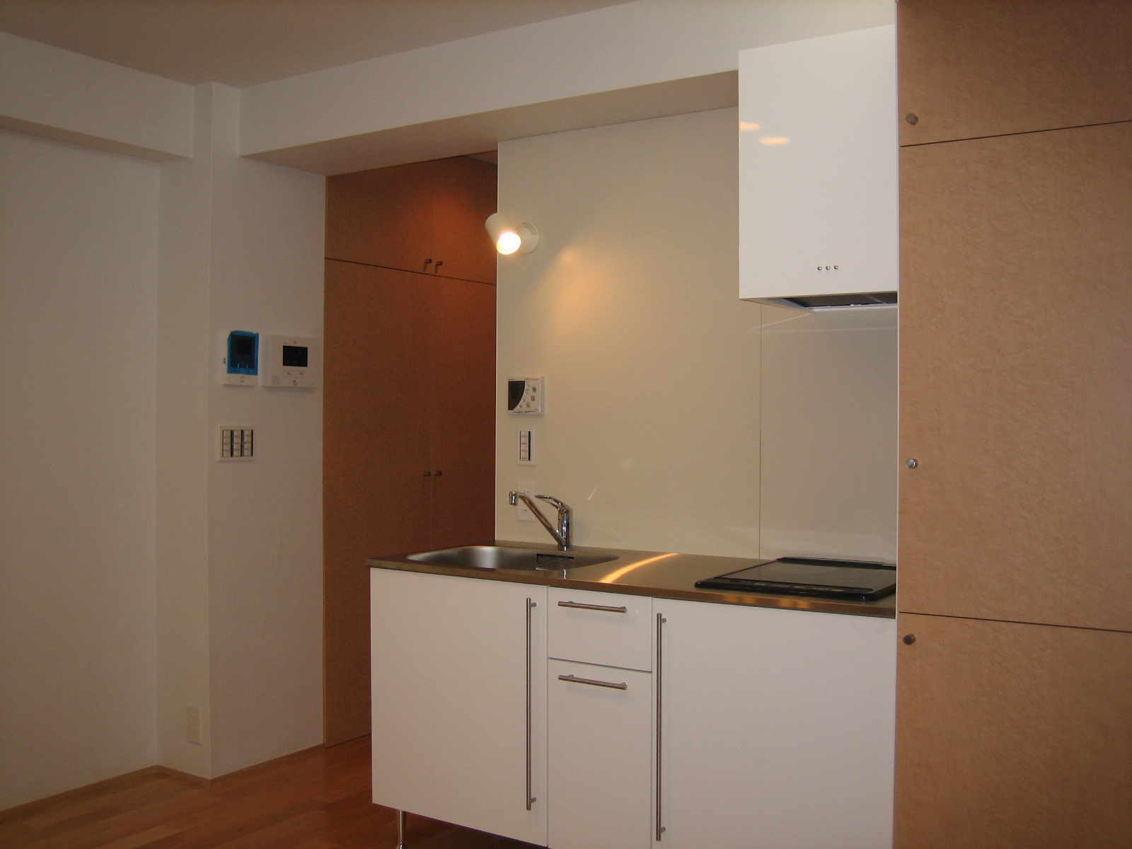 BOM HOUSE